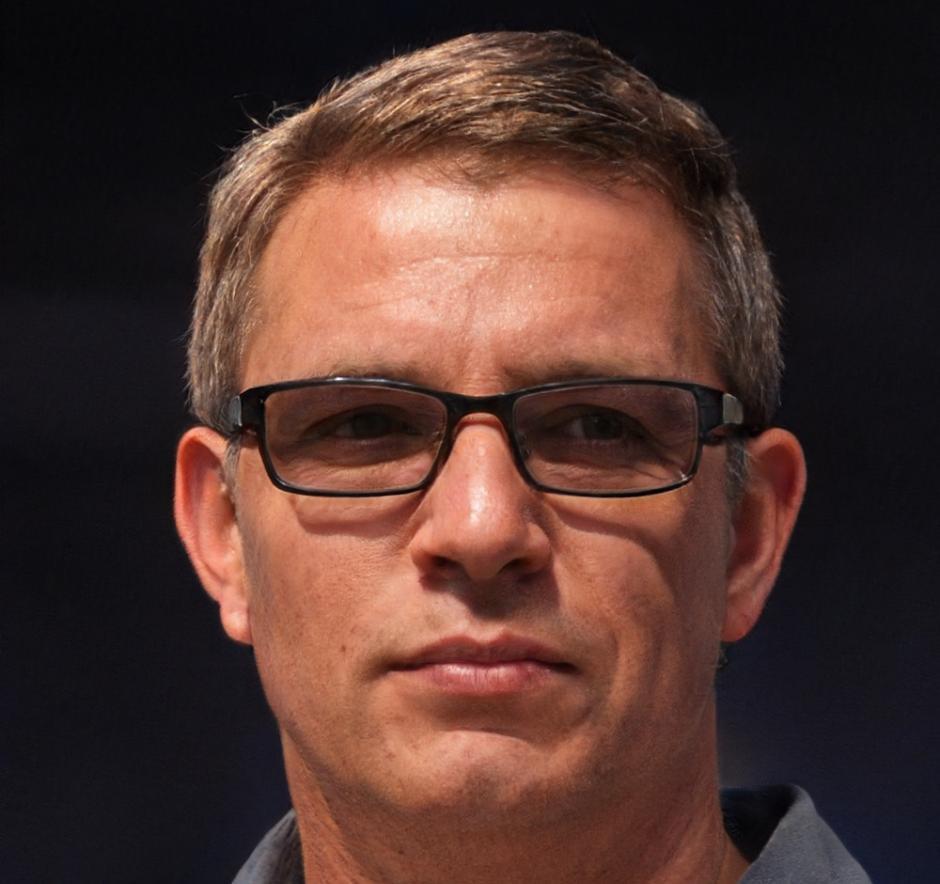 Instructor Damián Kowalski